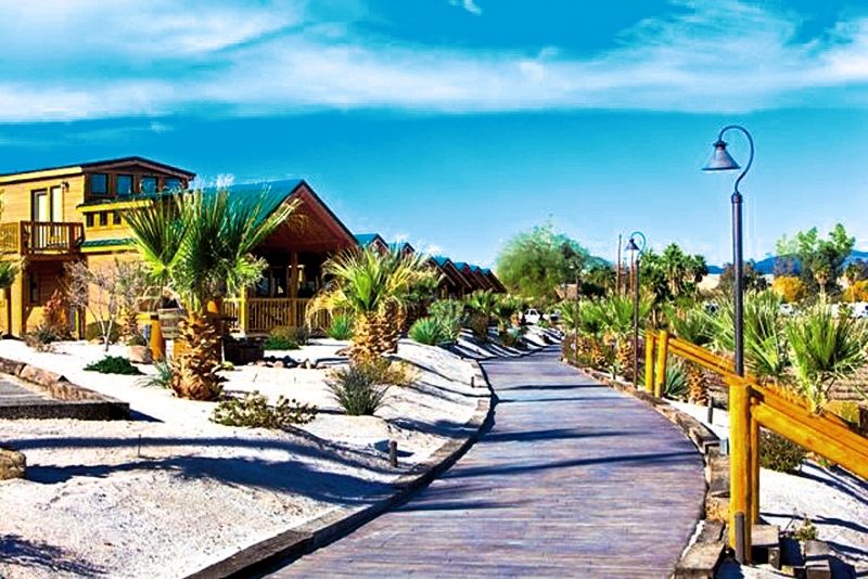 Pirate Cove Resort & Marina Needles Extérieur photo