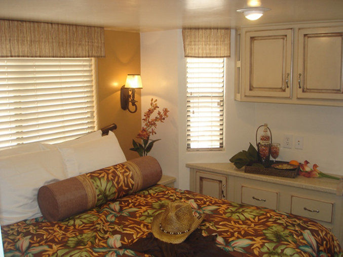 Pirate Cove Resort & Marina Needles Extérieur photo